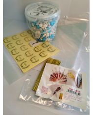 kit 100 cornets à bonbons,stikers merci,et pastilles mixte bleu en chocolat kit 100 cornets à bonbons,stikers merci,et pastilles mixte bleu en chocolat