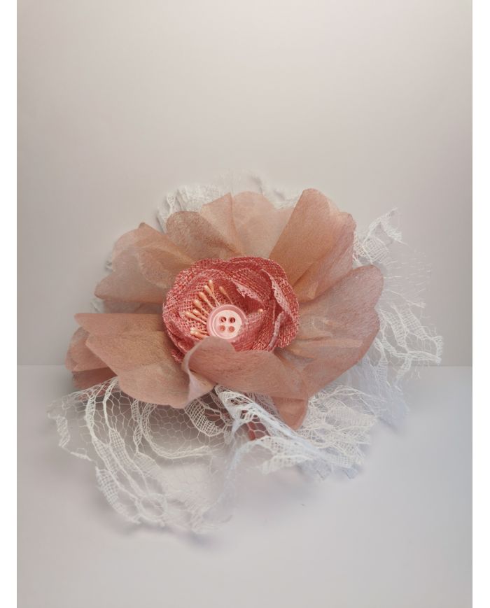 ballotin dentelle + tulle vieux rose + fleur pivoine rose