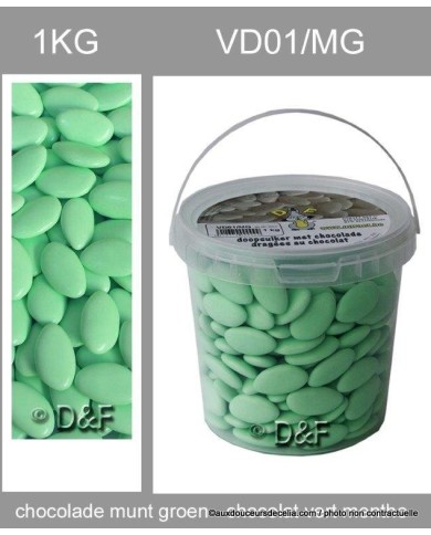 dragées chocolat 1 kg vert pale. dragées chocolat 1 kg vert pale.