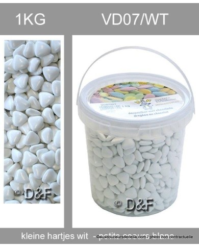 dragées 1 kg petits coeurs en blanc. dragées 1 kg petits coeurs en blanc.