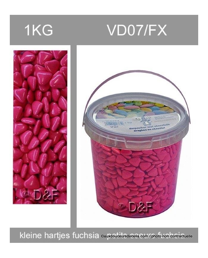dragées 1 kg petits coeurs fuchia.